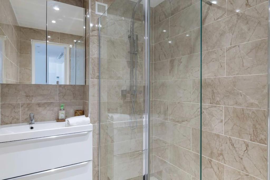 Appartement Centre Cannes Avec Parking Prive Gratuit Sur Place Buitenkant foto